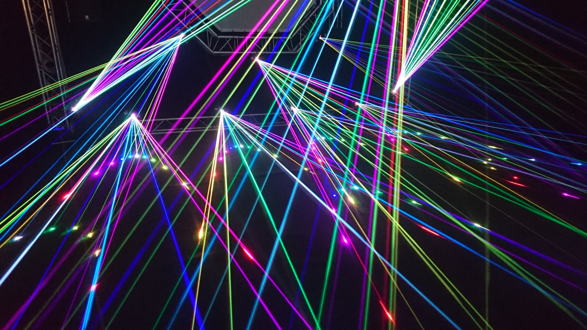 cabin fever drive in laser show cabin fever drive in laser show